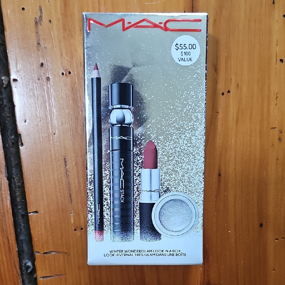 MAC Cosmetics Winter Wonder Glam Set